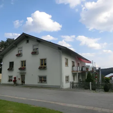 Gustl Apartamento *